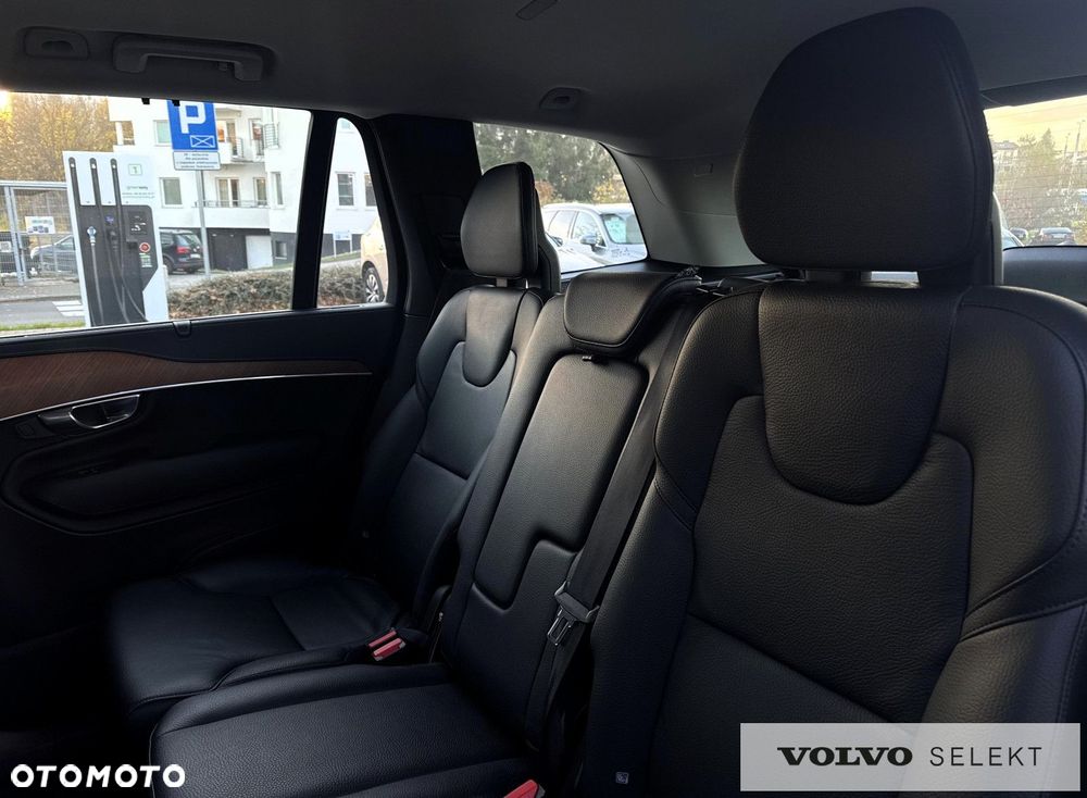 Volvo XC 90 - 32