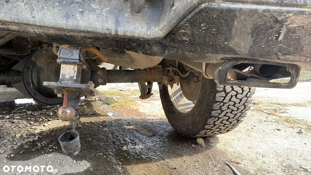 Chevrolet Silverado - 28