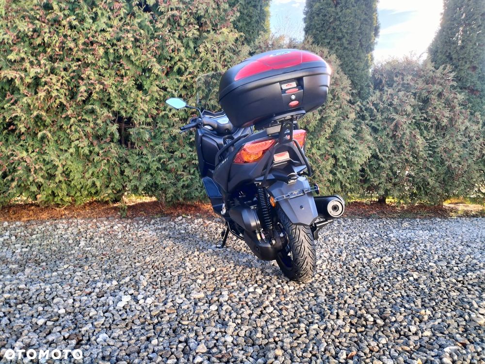 Yamaha X-max - 6