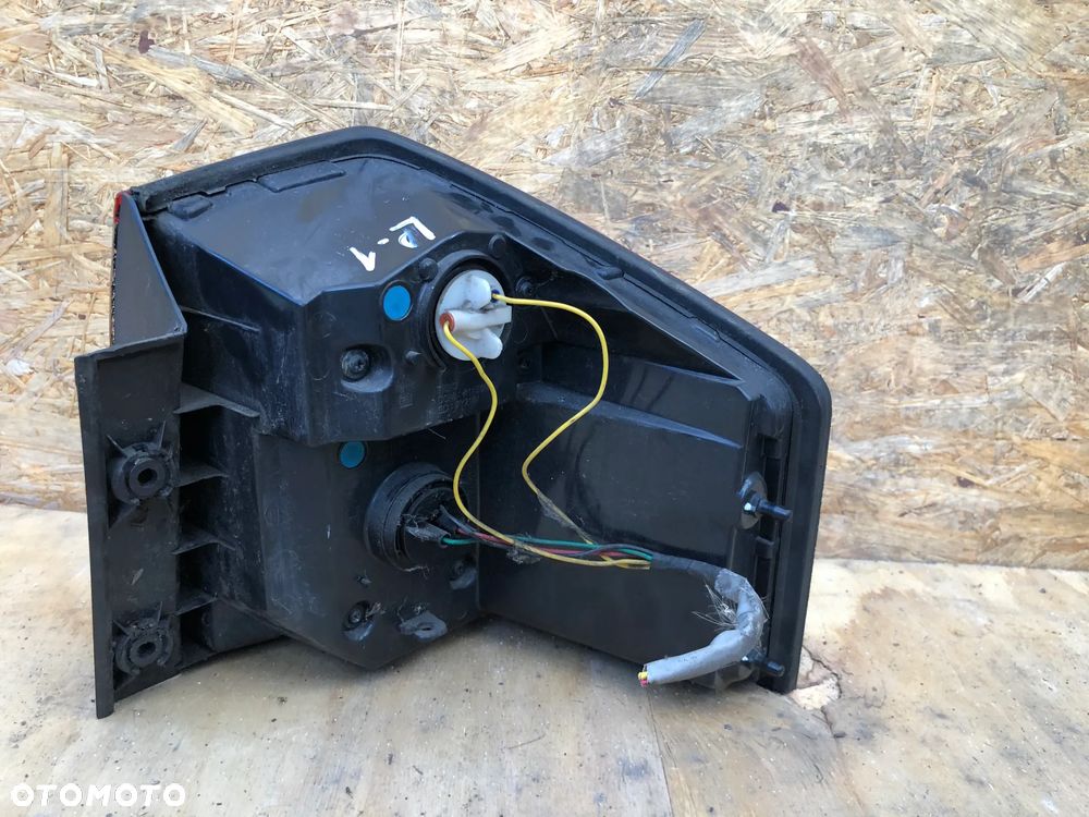 L1 i L2. Lampa Lewa Prawa Z Błotnika Zewnętrzna Chevrolet Orlando (2011-2019) - Wysyłka - 6