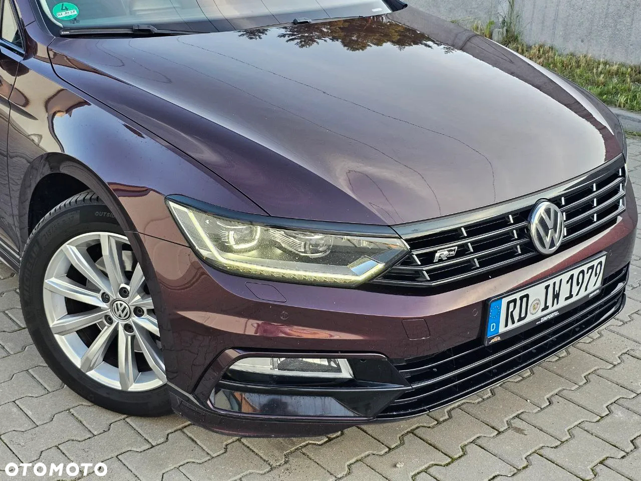 Volkswagen Passat - 2