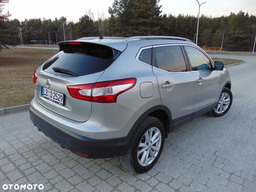 Nissan Qashqai 1.6 DIG-T 360 - 4