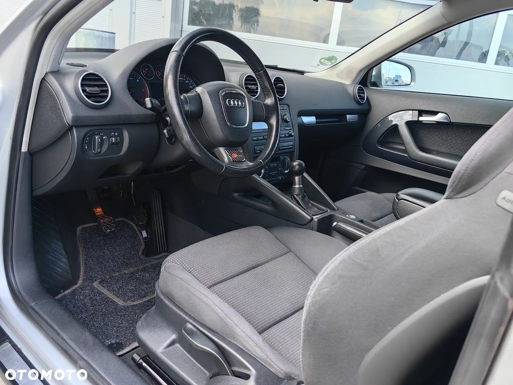 Audi A3 3-drzwiowe 2.0 TDI Ambiente - 6