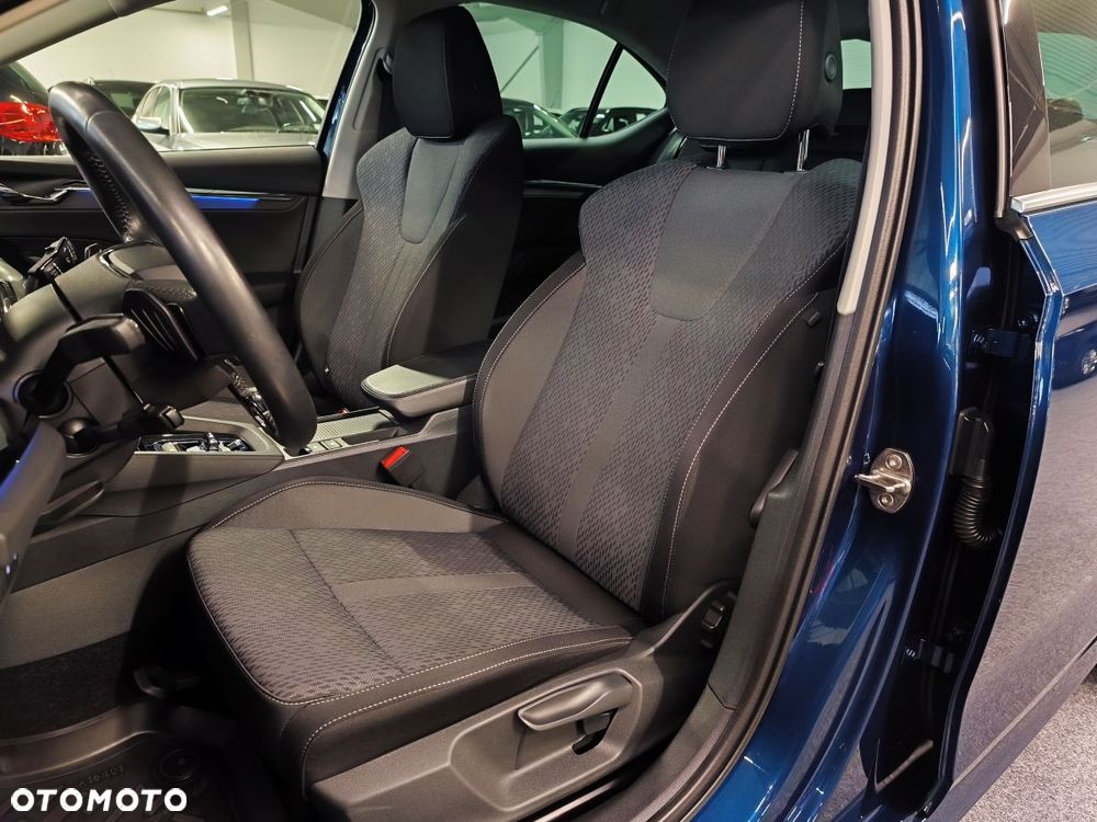 Skoda Octavia 2.0 TDI DSG Exclusive - 7