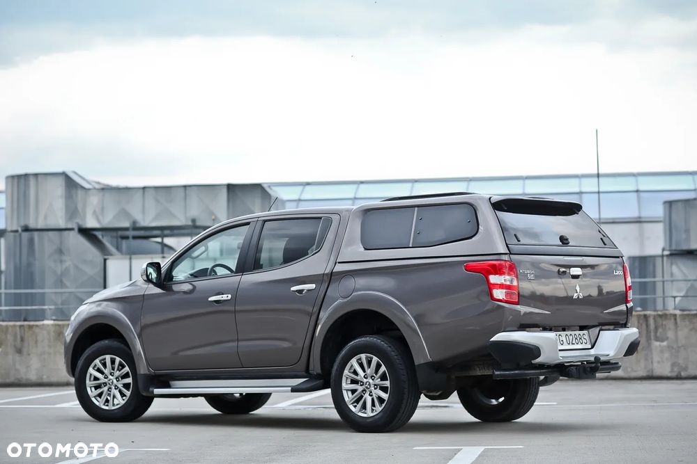 Mitsubishi L200 - 9