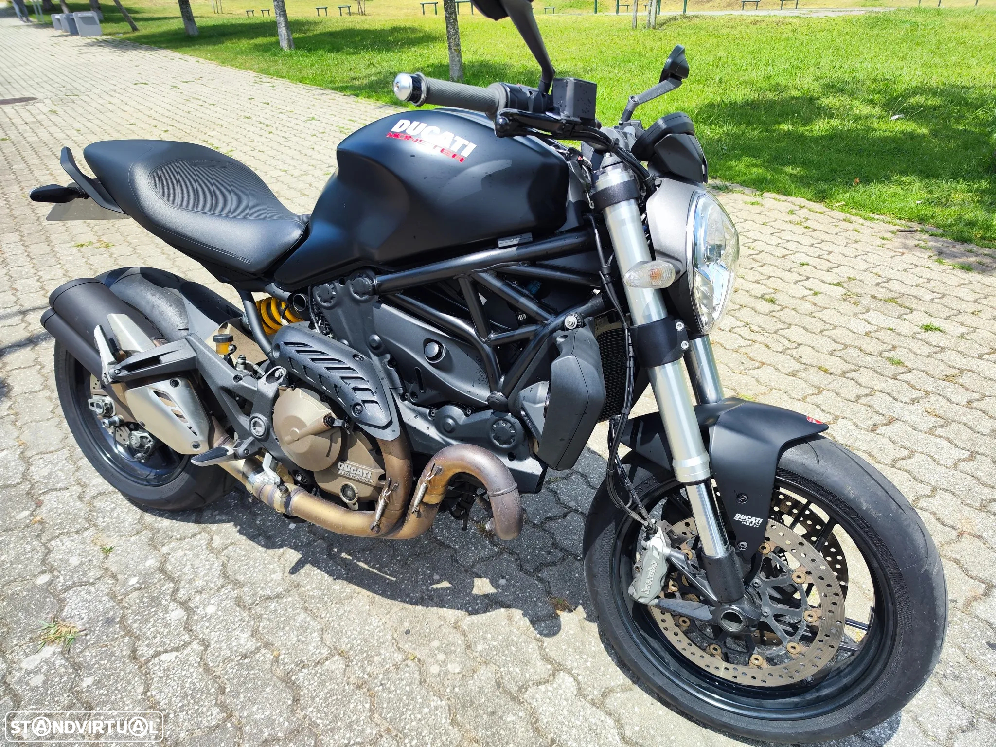 Ducati Monster 821 Abs - 9