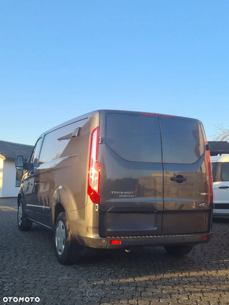 Ford TRANSIT CUSTOM - 5