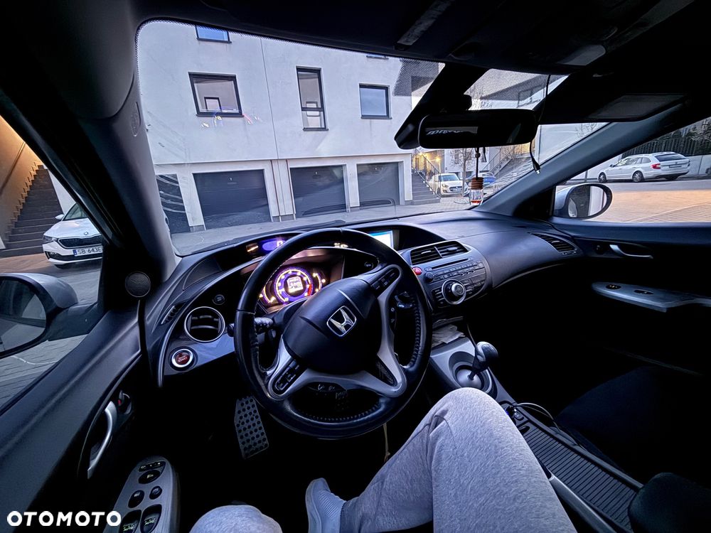 Honda Civic 1.8 Executive NAVI - 10