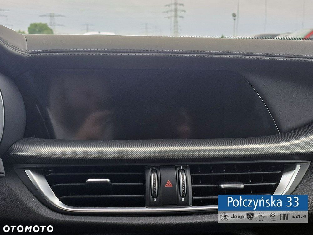 Alfa Romeo Stelvio - 20