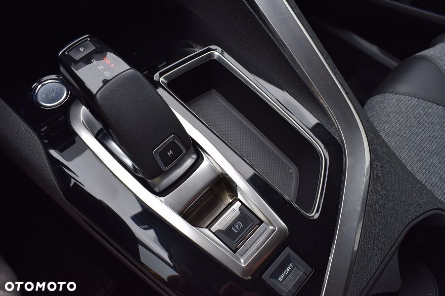 Peugeot 3008 BlueHDi 120 EAT6 Stop & Start Allure - 21