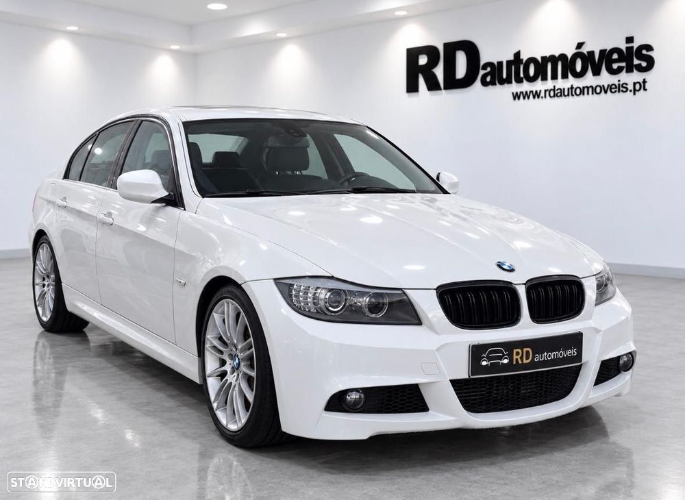 BMW 335 i Pack M - 2