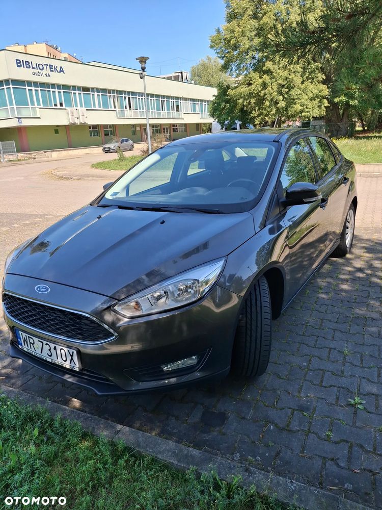 Ford Focus 1.6 Trend - 9