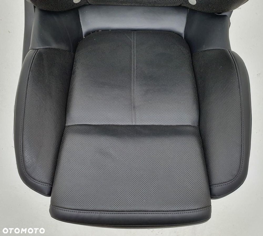 FOTEL PRAWY PRZEDNI PRZÓD PASAŻERA SKÓRA GRZANY PORSCHE CAYENNE II 7P5 EURO - 3