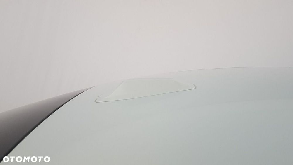 BMW i4 - 16