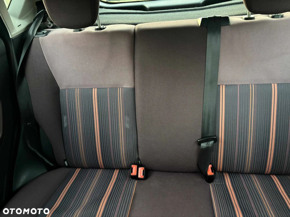 Ford Fiesta 1.6 TDCi Titanium - 8