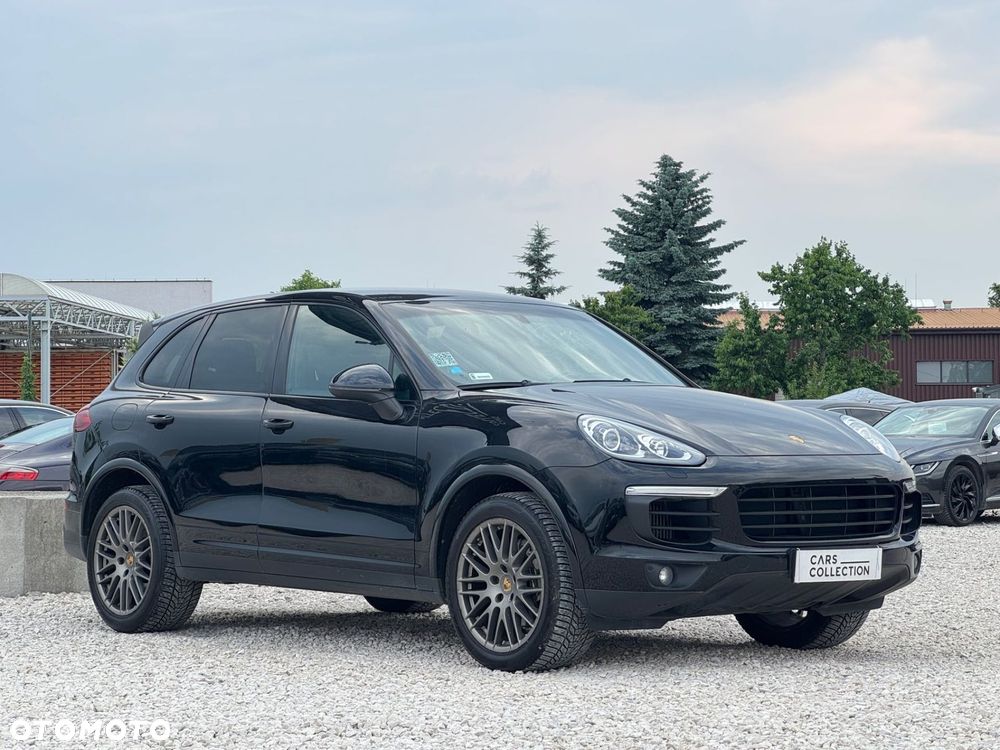 Porsche Cayenne - 2