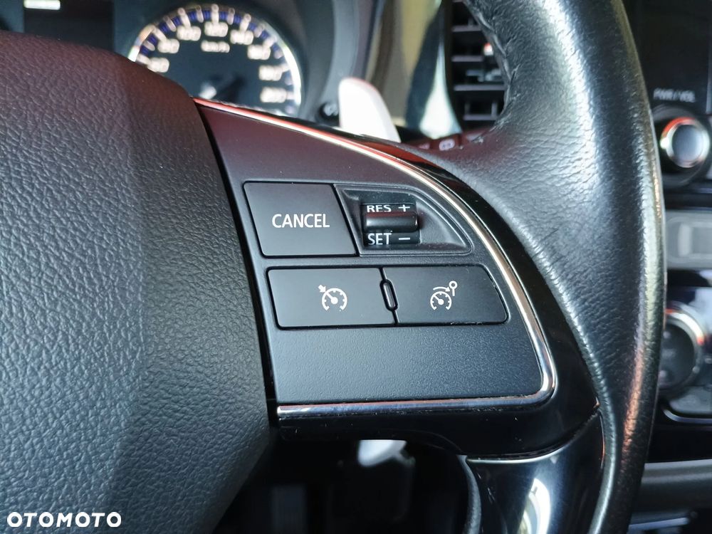 Mitsubishi Outlander 2.0 4WD Invite - 18