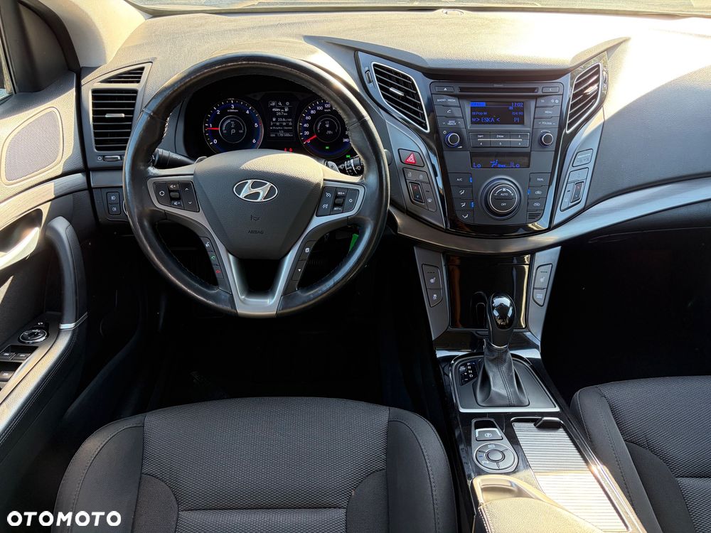 Hyundai i40 Kombi 1.7 CRDi DCT Trend - 9