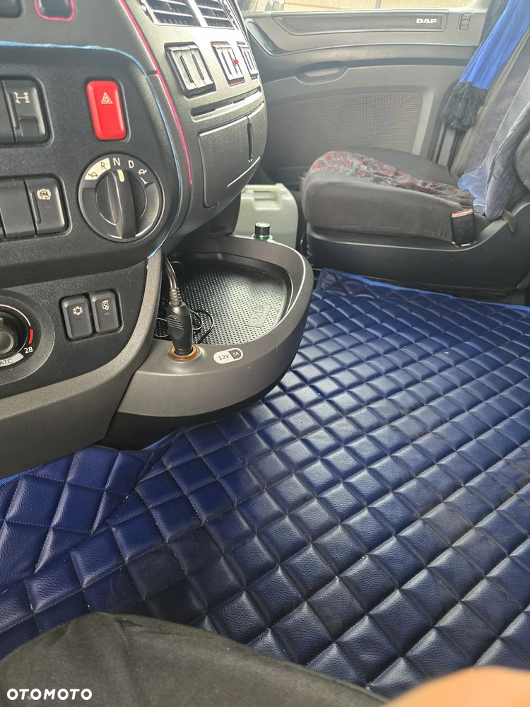 DAF XF 406 SSC - 3