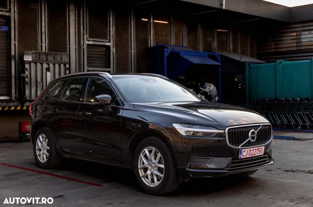 Volvo XC 60 B4 D AWD Ultimate Dark - 4