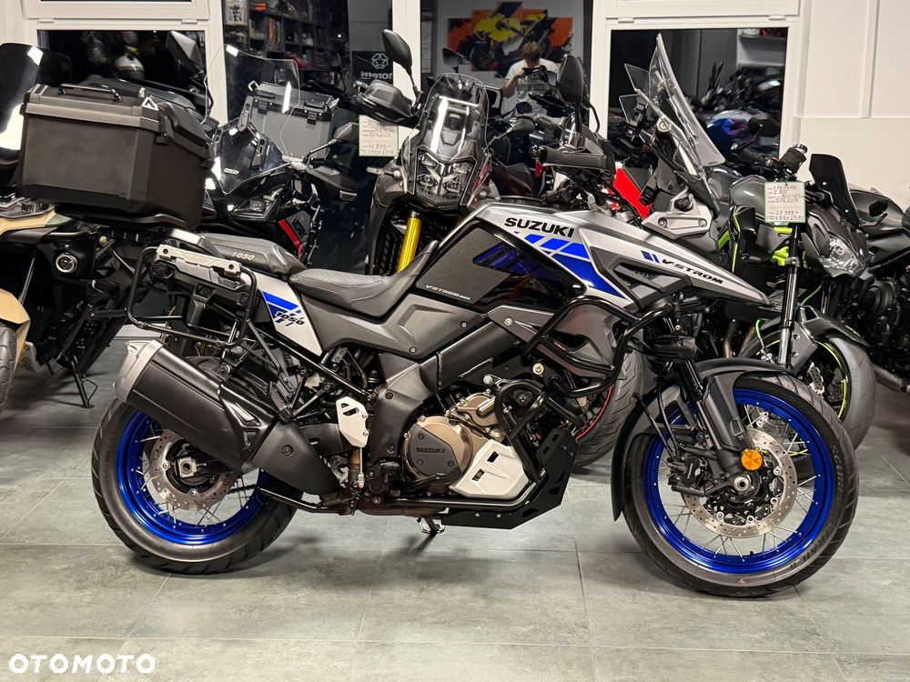 Suzuki V-STROM - 4