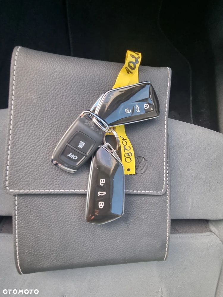 Volkswagen Passat Variant 1.5 TSI OPF DSG Business - 20