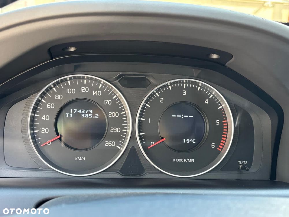 Volvo XC 60 - 31