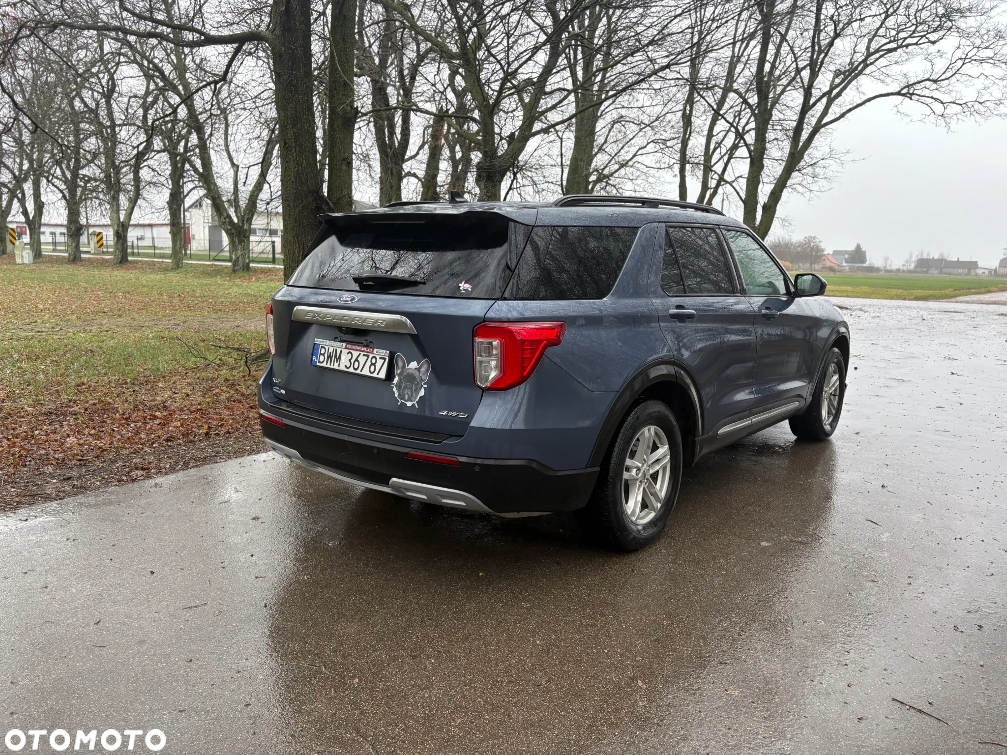 Ford Explorer - 8