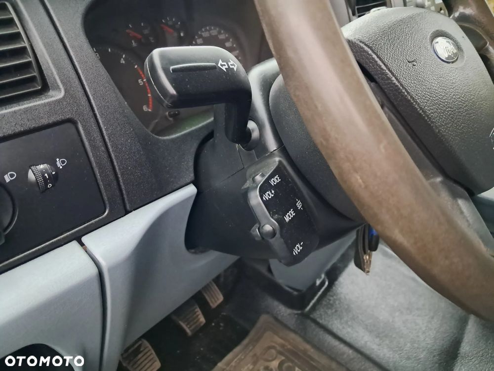 Ford Transit 300 K TDCi Pkw VA S&S Basis - 15