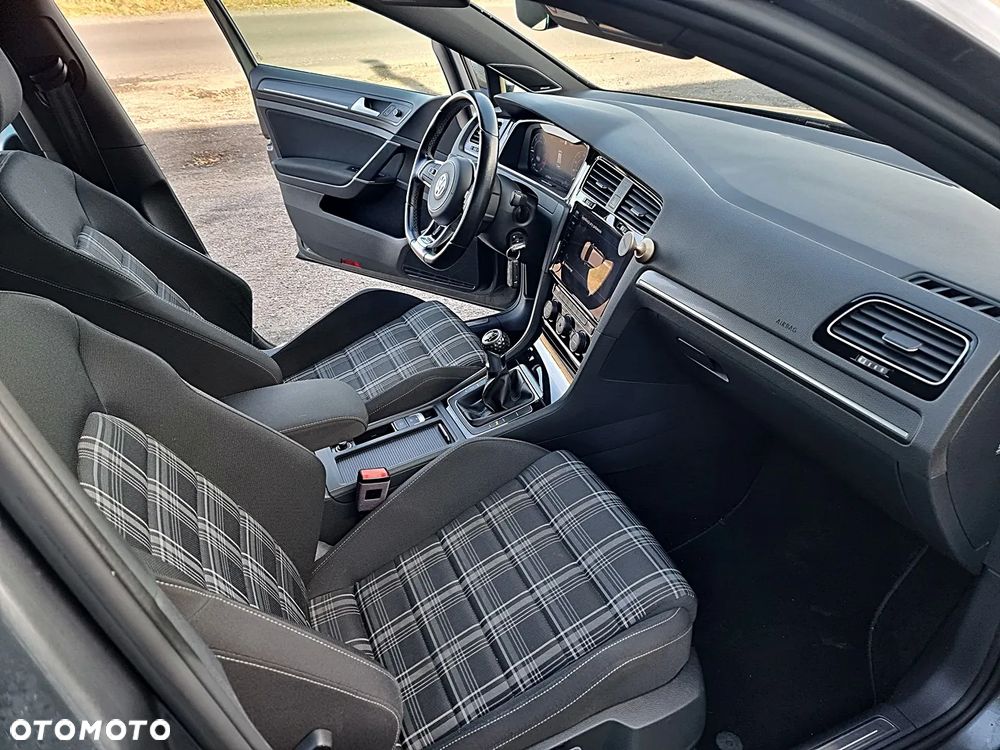 Volkswagen Golf Variant GTD BlueMotion Technology - 6