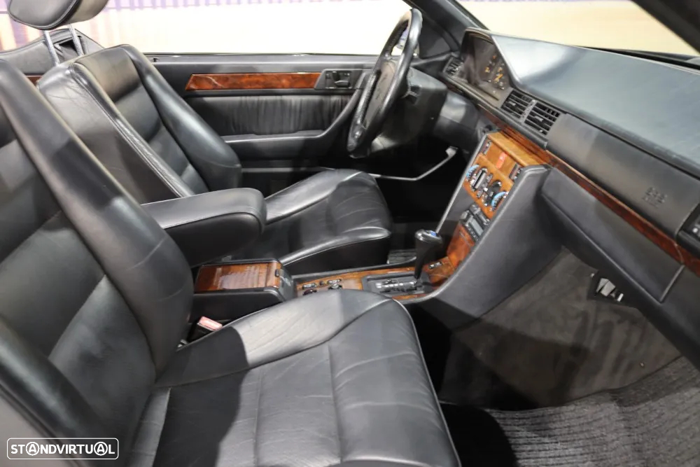 Mercedes-Benz E 220 - 17
