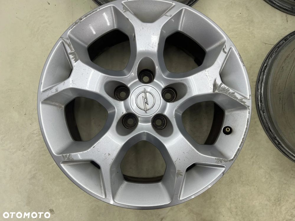Felga Opel Zafira B Astra G H Vectra C Meriva 6,5jx16 ET37 5x110 felgi aluminiowe r16 cali KOMPLET 1 - 2