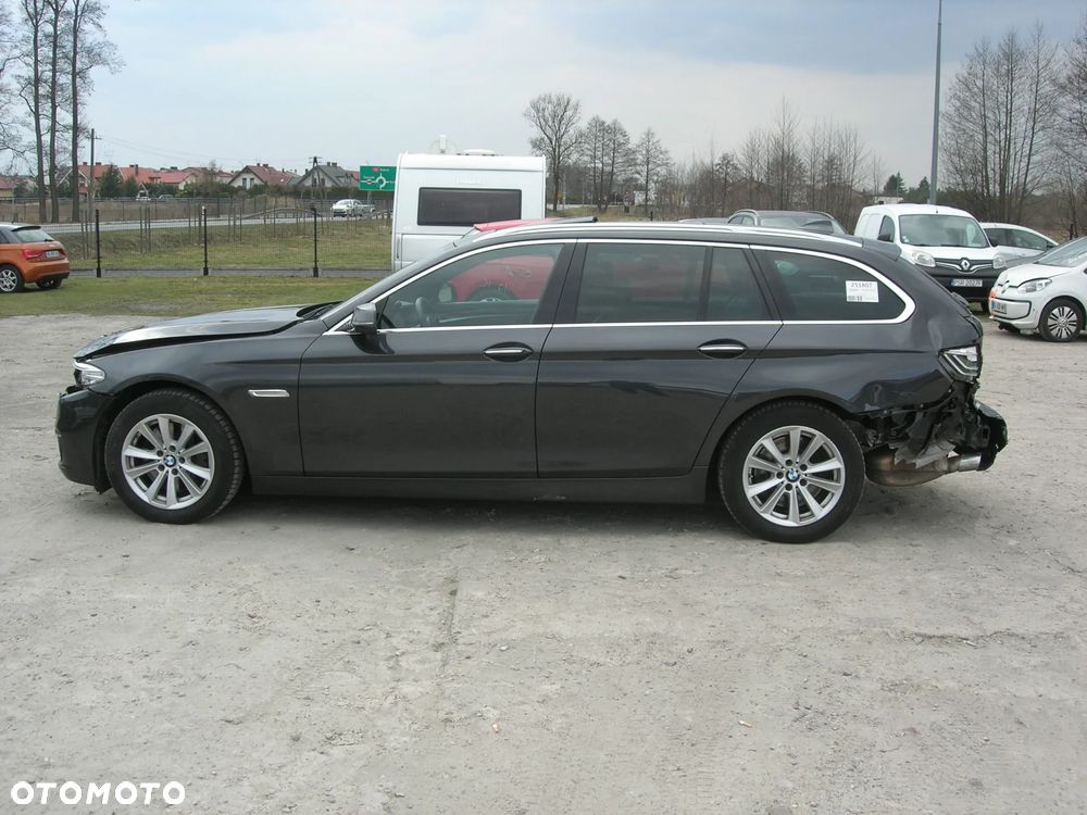 BMW Seria 5 530d xDrive Sport-Aut Luxury Line - 5