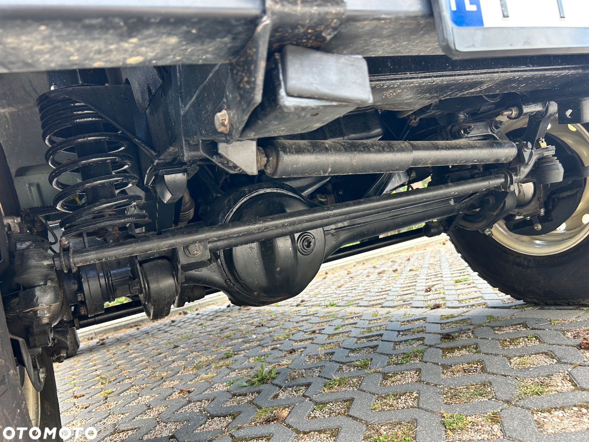 Land Rover Defender 110 2.4 TD4 SE - 17