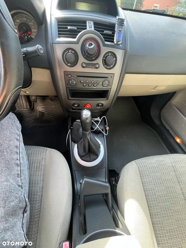 Renault Megane II 1.6 16V SL Alize - 6