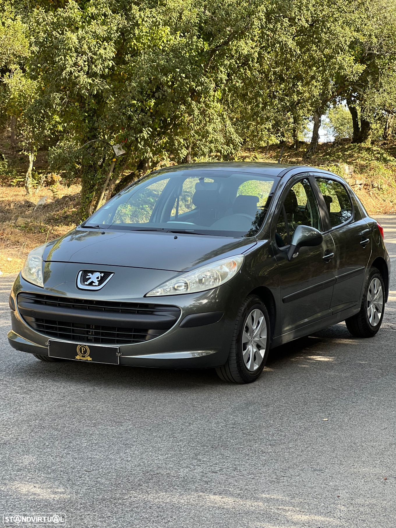 Peugeot 207 1.4 16V Trendy - 3
