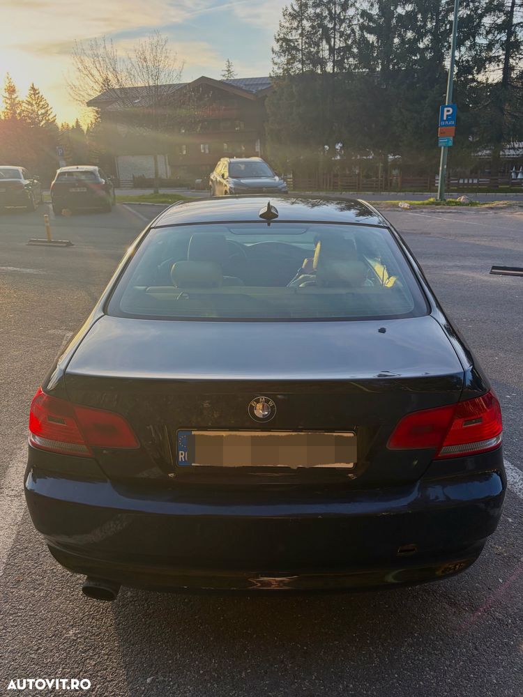 BMW Seria 3 320d xDrive Aut. - 3