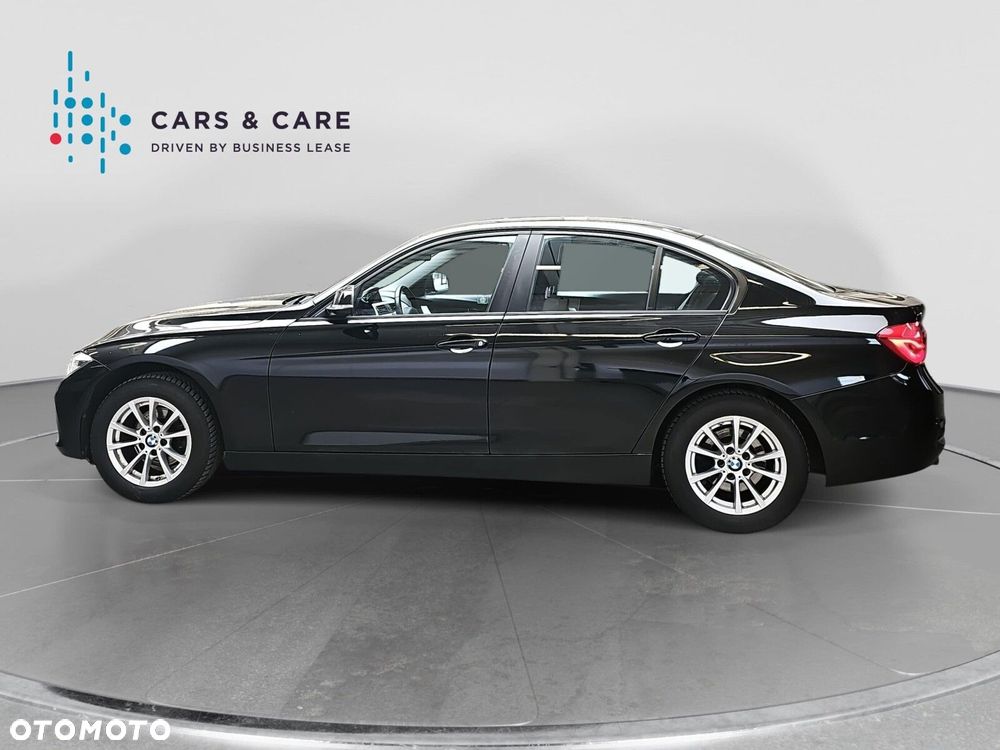 BMW Seria 3 318d - 22