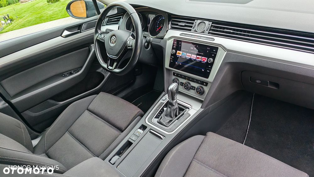 Volkswagen Passat 2.0 TDI (BlueMotion Technology) DSG Highline - 28