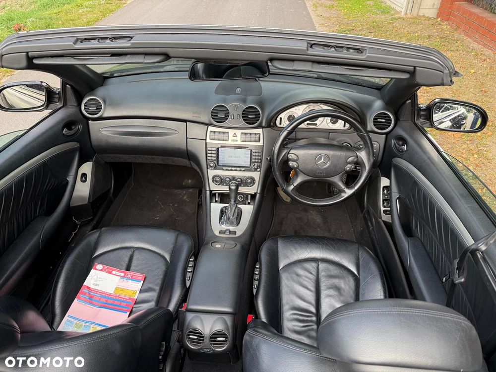 Mercedes-Benz CLK - 11