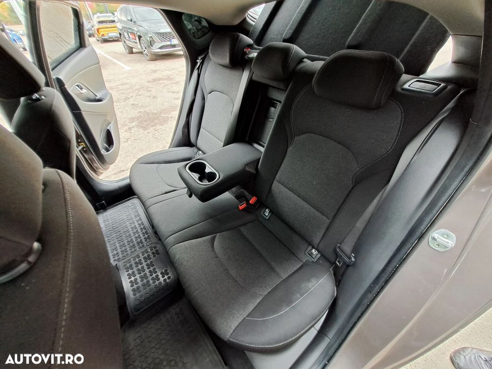 Hyundai i30 - 18