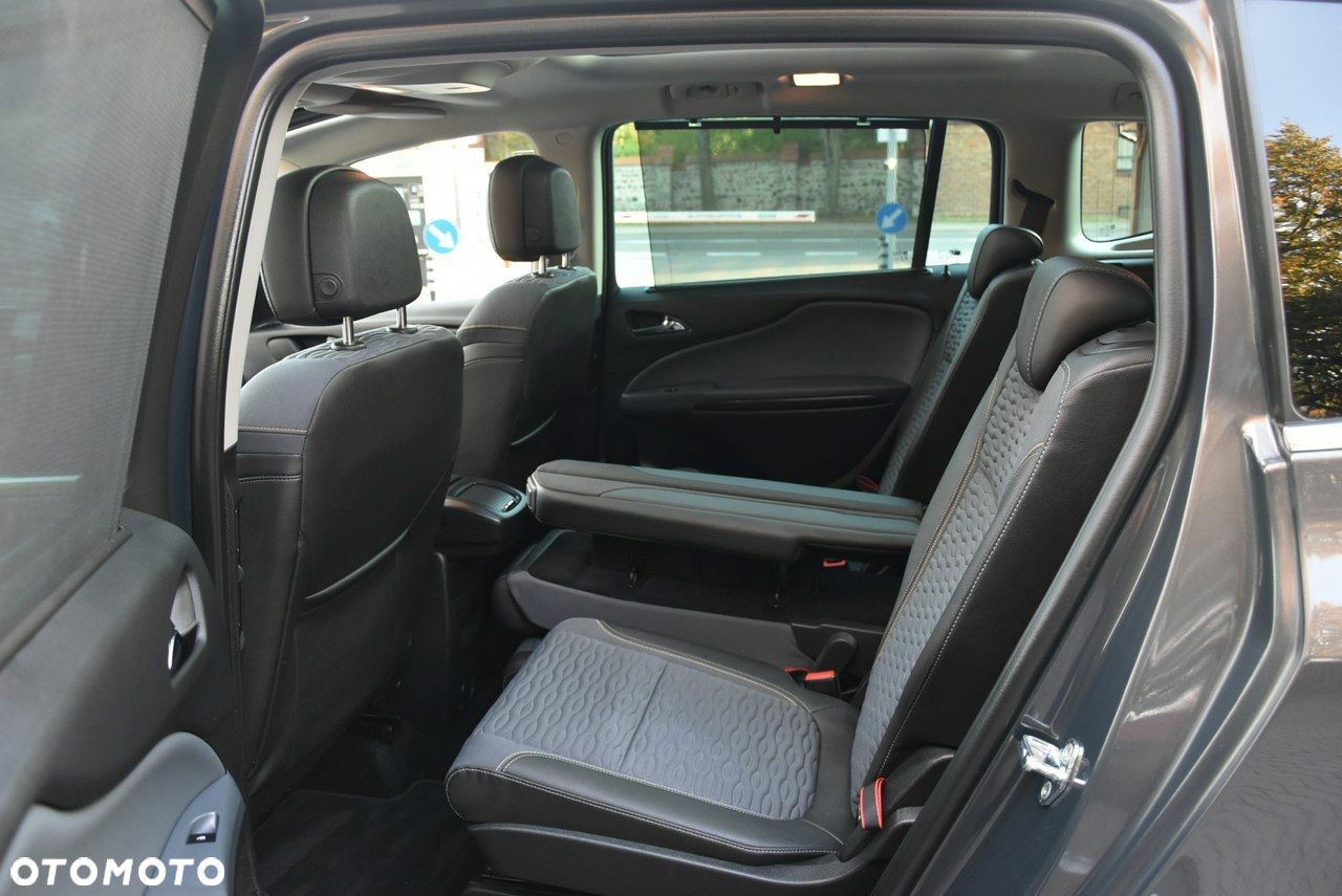 Opel Zafira 1.6 CDTI Cosmo - 36