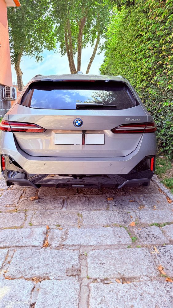 BMW 530 e Pack Desportivo M Pro - 13