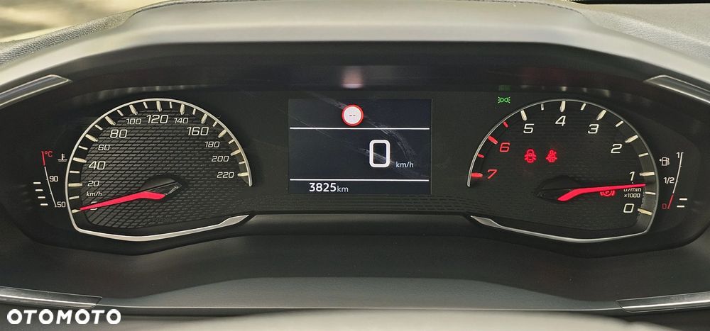 Peugeot 208 - 31