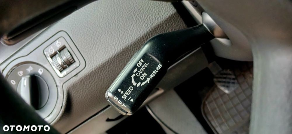 Volkswagen Passat - 18