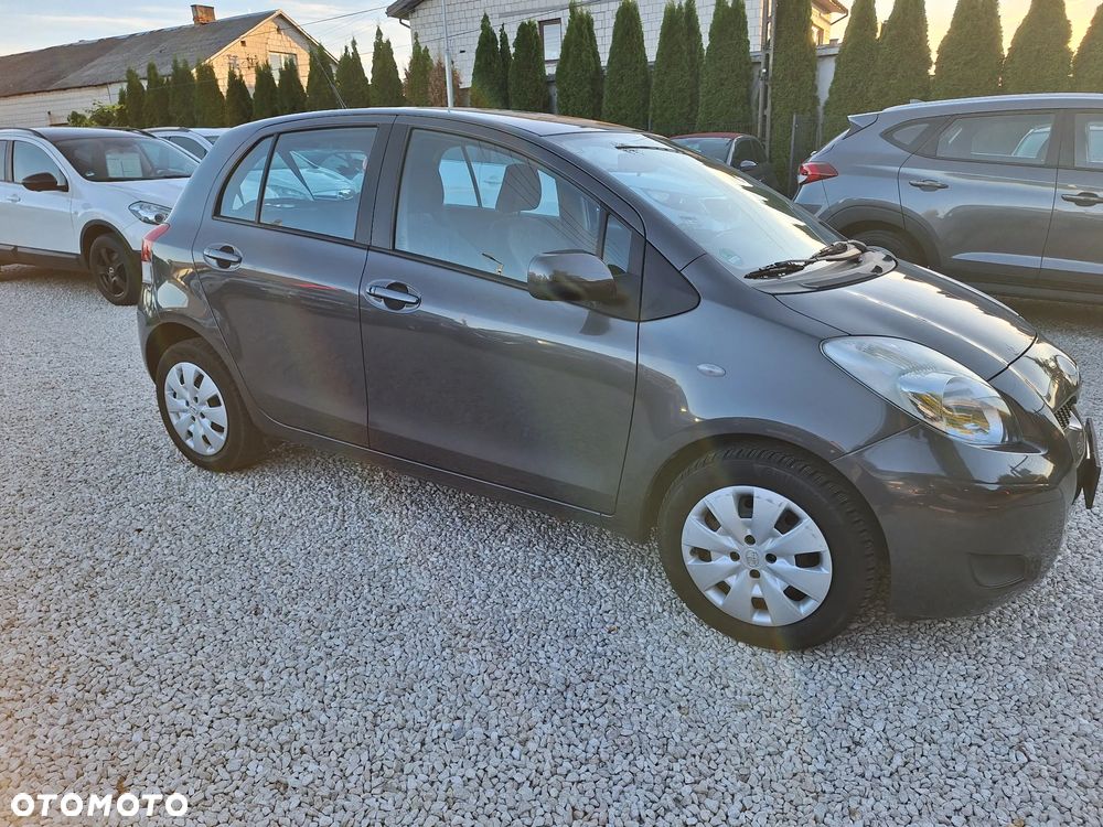 Toyota Yaris 1.33 Luna - 9