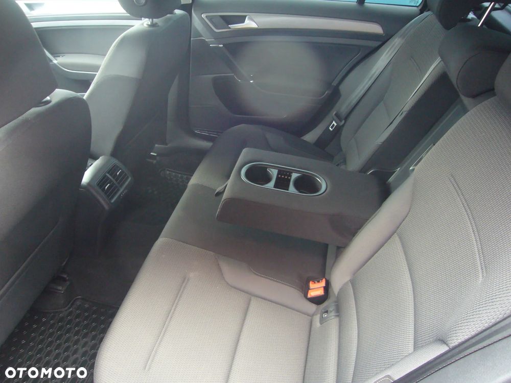 Volkswagen Golf 1.6 TDI BMT Highline - 13