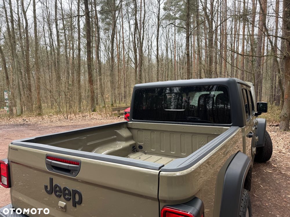 Jeep Gladiator - 11
