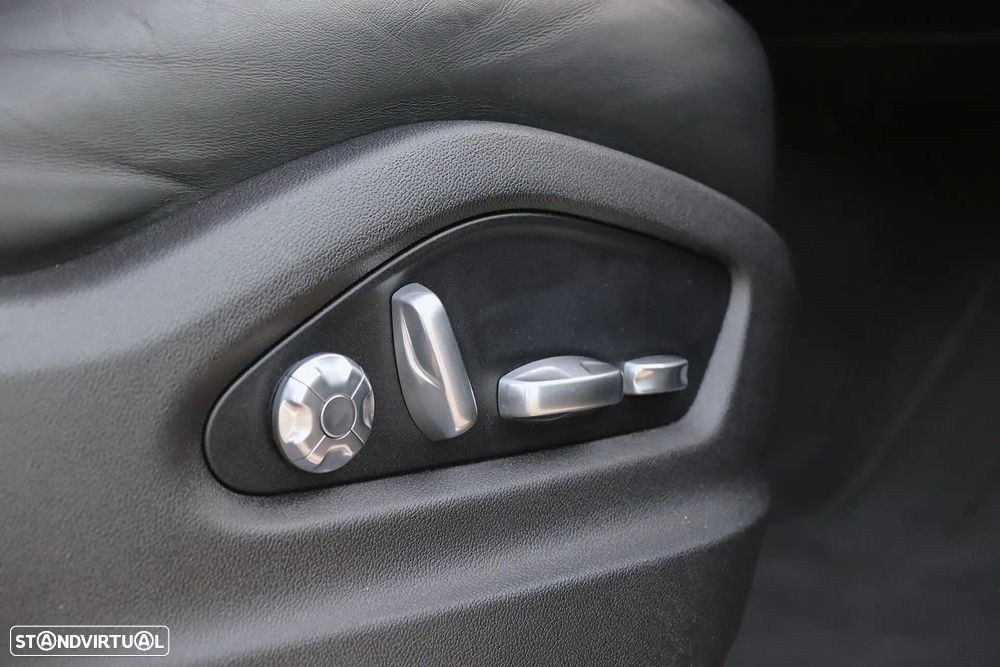 Porsche Cayenne E-Hybrid - 43