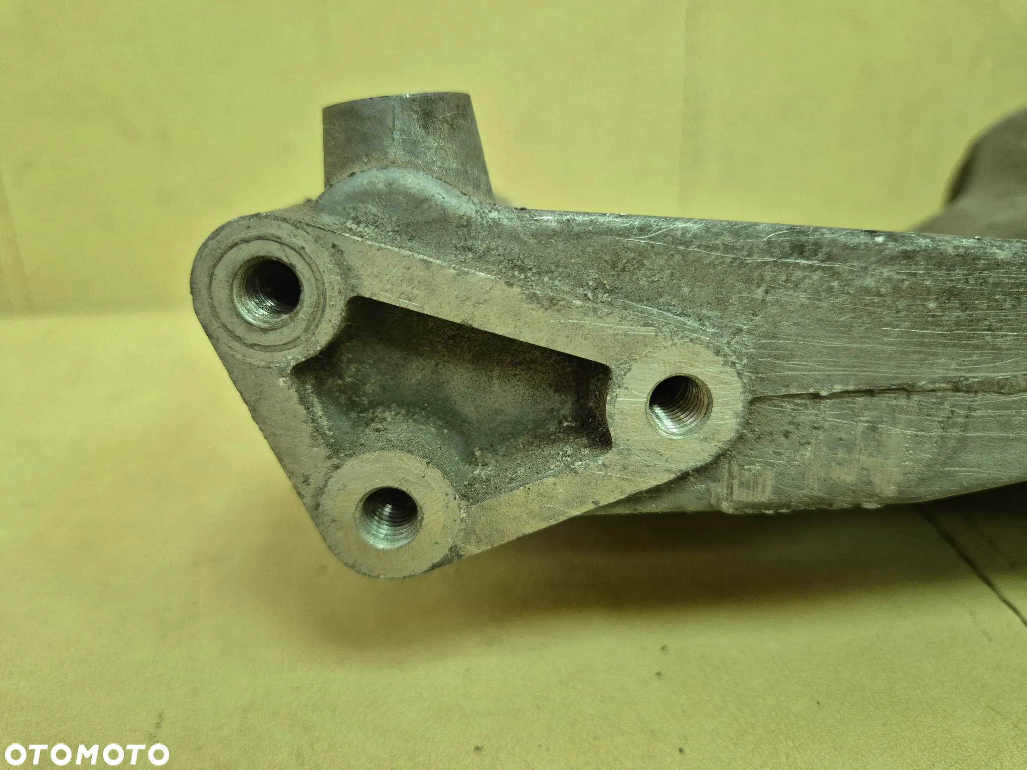 ŁAPA PODPORA MOCOWANIE WSPORNIK ALTERNATORA AUDI A4 B6/ VW PASSAT B5 FL 1.8/ 2.0 B 06B903143L - 9